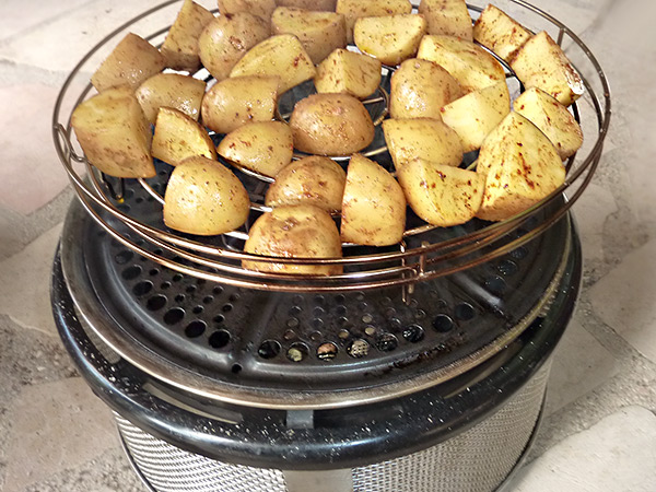 Cobb-smoked Potatoes, vorm Räuchern