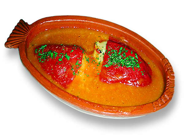Gefüllte Piquillos in einem Restaurant im Baskenland