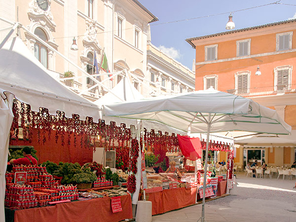 Rieti Cuore Piccante: Dolce Piccante Calabrese aus der Chili-Hochburg Kalabrien