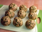 Poblano-Semmelknödel: Fertig gerollt